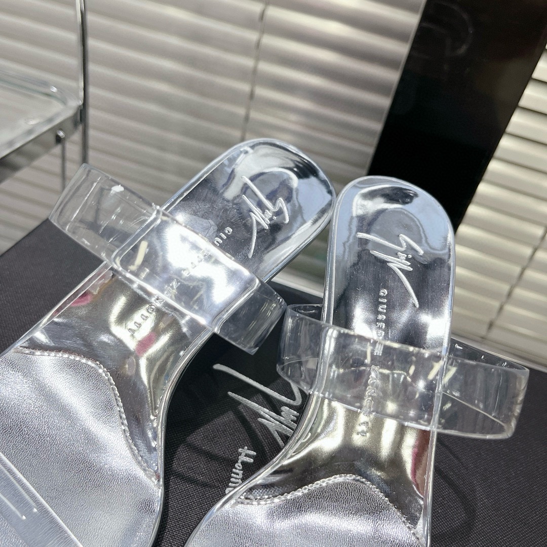 Unknown Giuseppe Zanotti 春夏新款水晶高跟拖鞋