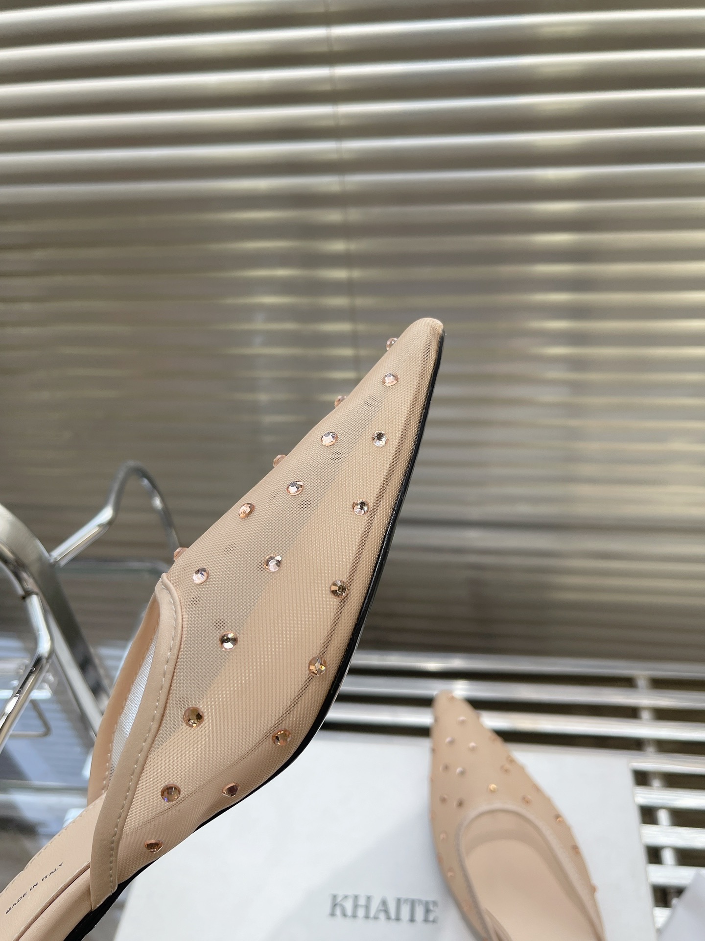 “Chic Khaite 24/ss Collection: Crystal-Embellished Heels and Elegant Flats” - 图片 8