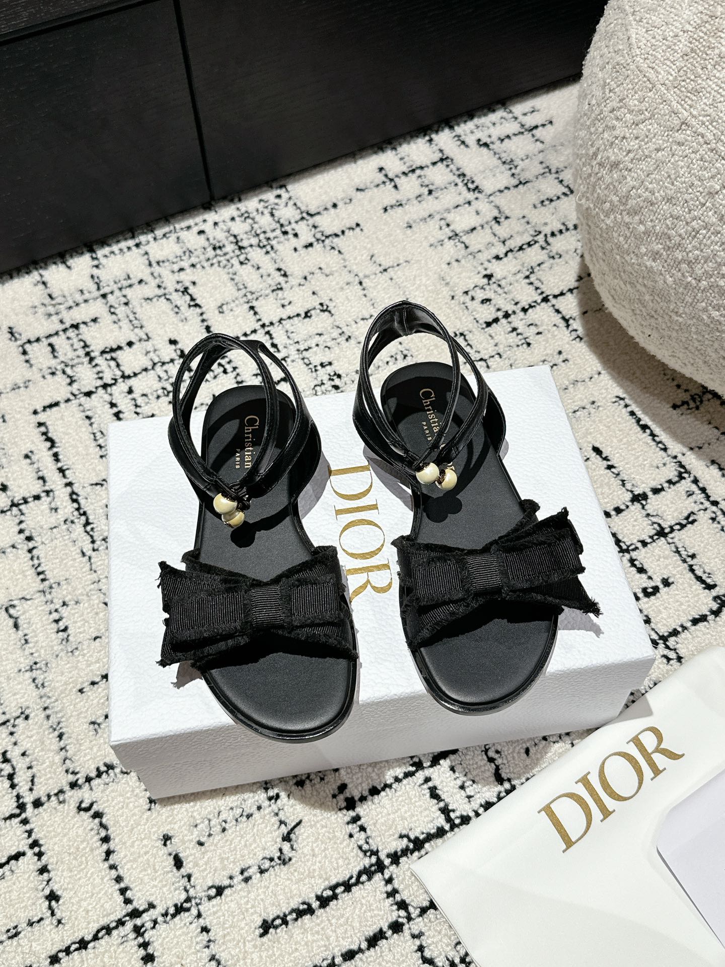 Dior Shoes Sandals Sell High Quality
 Black White Cowhide Genuine Leather Resin Sheepskin Spring/Summer Collection Fashion