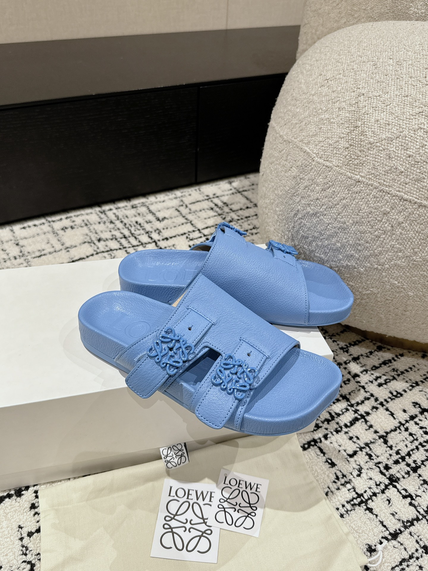 [Loewe Women