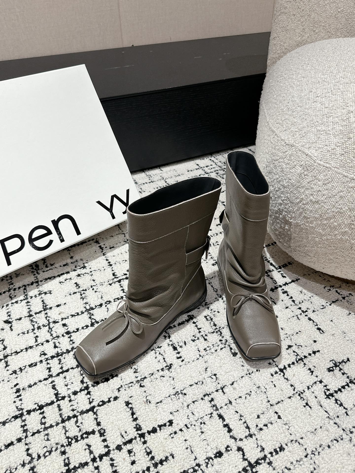 798 Shoe Review: Soft, Stylish, and Slip-Proof for Autumn/Winter Fashion - 图片 4