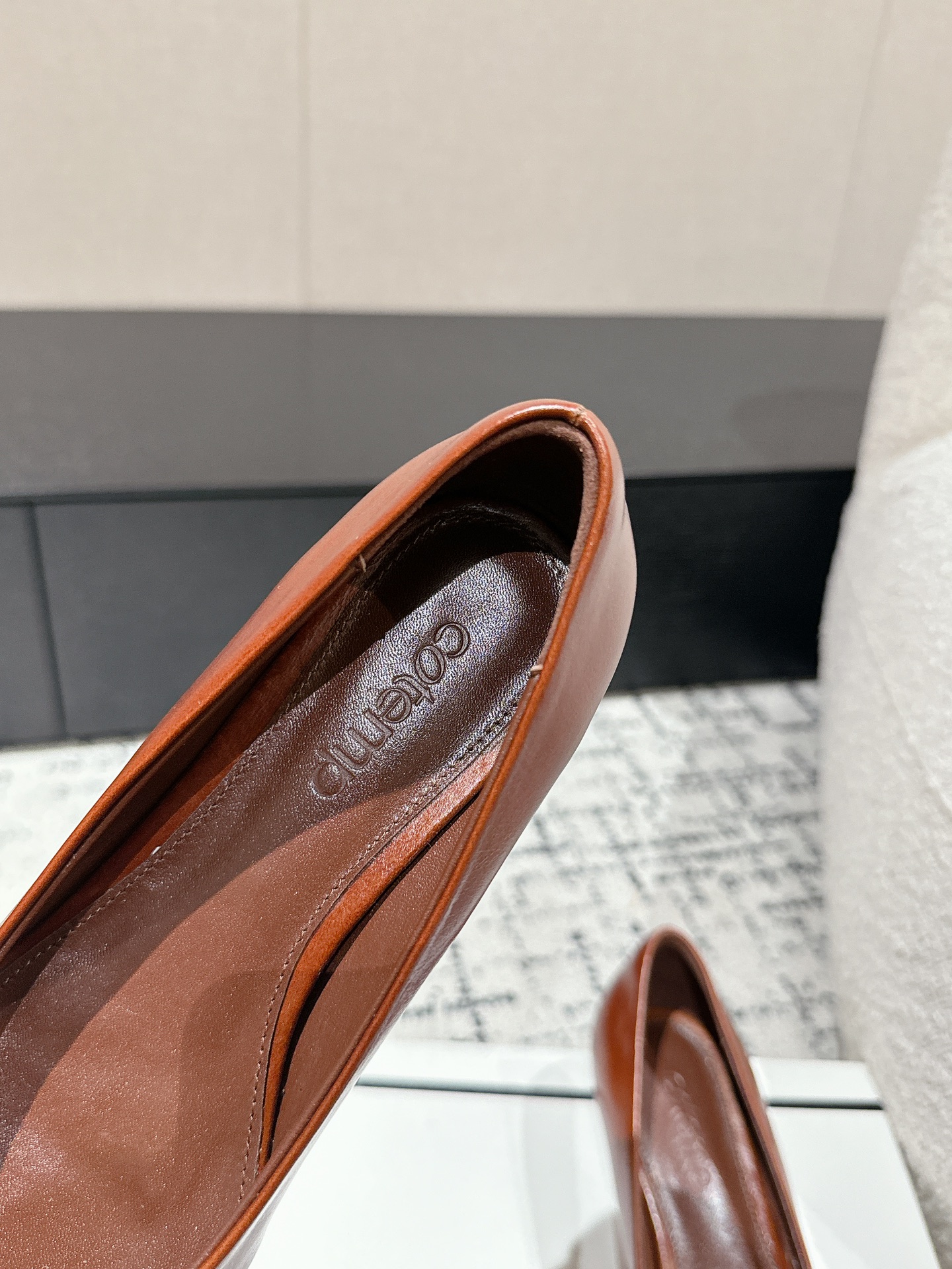 Pointy Hill Heel Shoe Series: Crafted with Silk Embroidery and Metallic Light - 图片 8