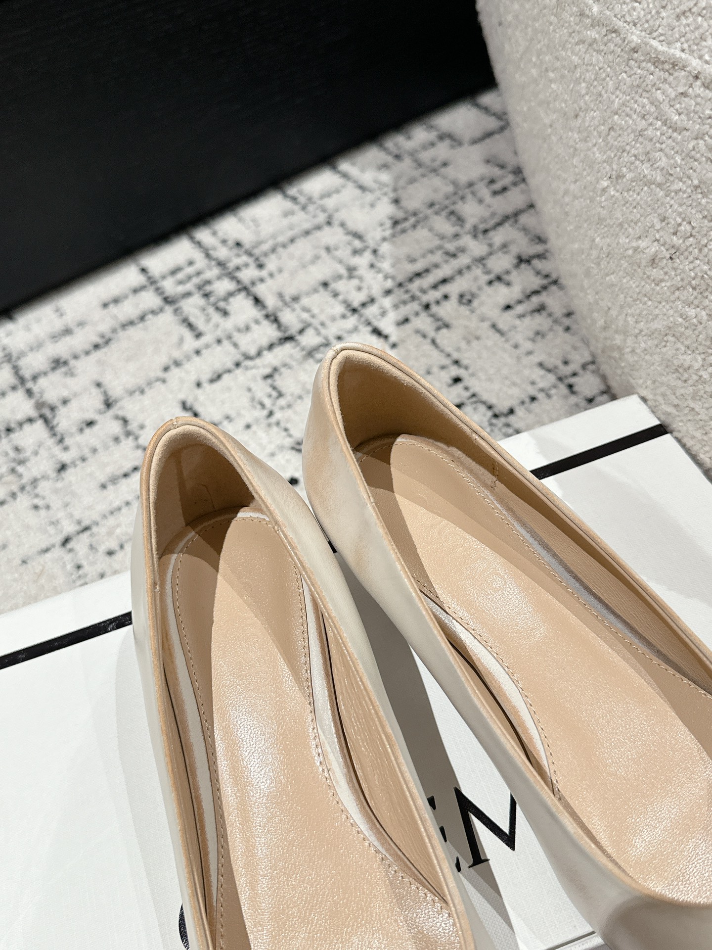 Top 750 Cotemp Pointy Hill Heel Shoe Series with Silk Embroidery - 图片 6