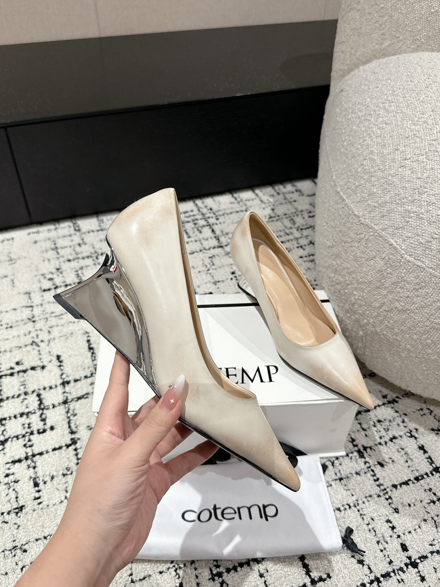 Top 750: Pointy Hill Heel Shoe Series with Silk Embroidery - 图片 5