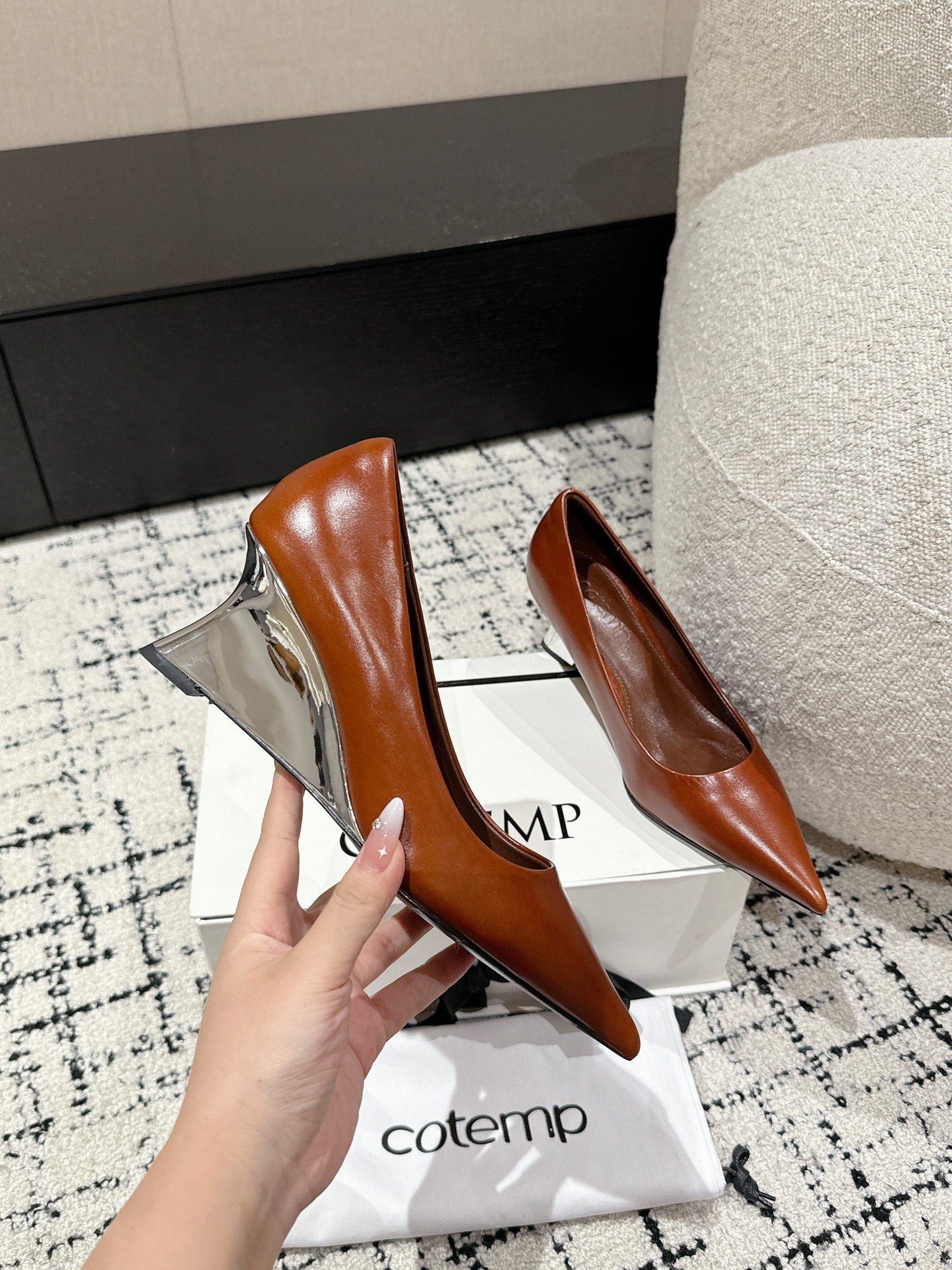Top 750 Cotemp Pointy Hill Heel Shoe Series with Unique Silk Embroidery - 图片 4