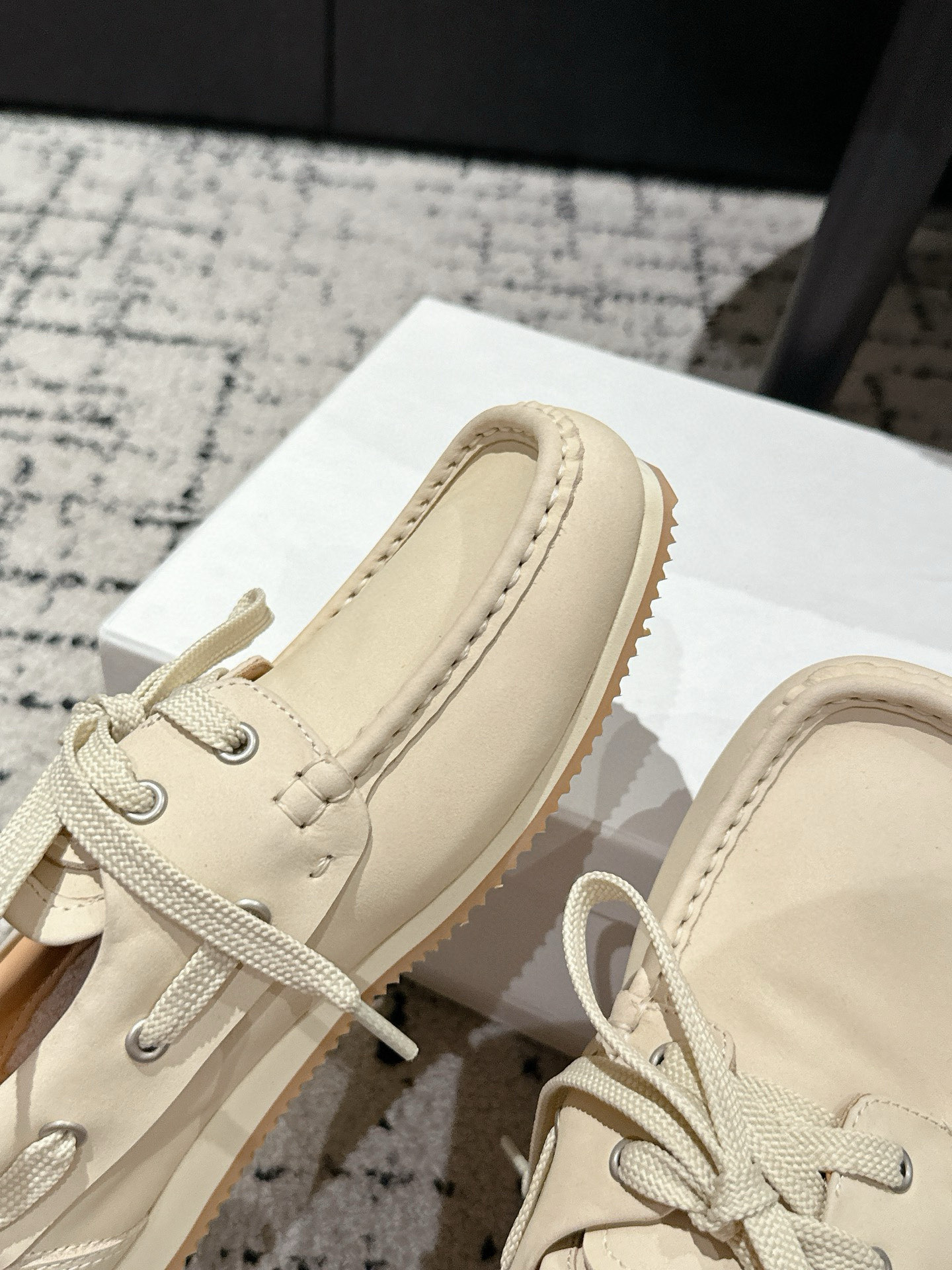 Jacquemus 25 Collection: Butterflies and Delicate Fashion Balance - 图片 6