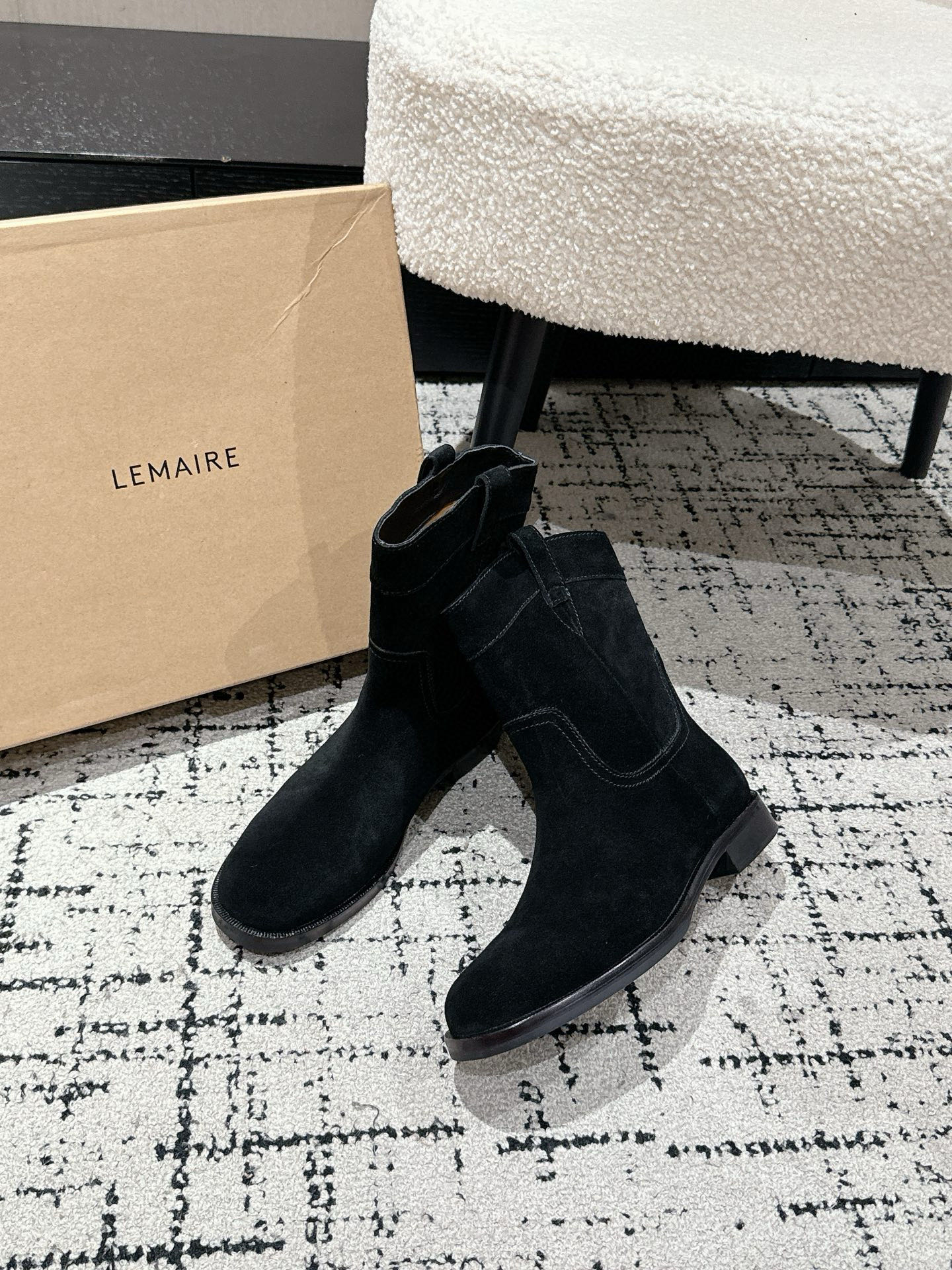 High-Quality Casual Boots for Winter: Lemaire 25s with Short Boots - 图片 3