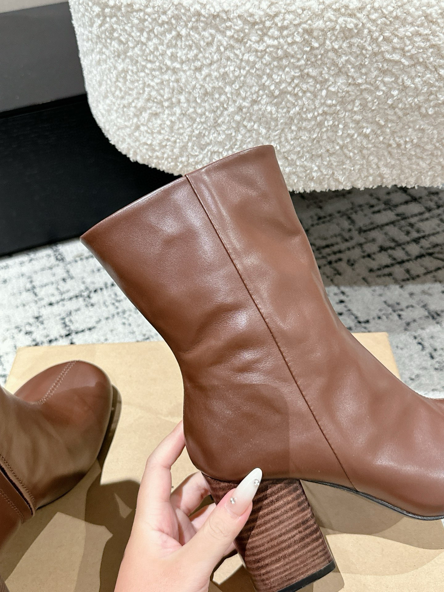 High-Quality Lemaire Boots: Imported Leather, Watered Cattle Lining, Italian Sole. - 图片 7