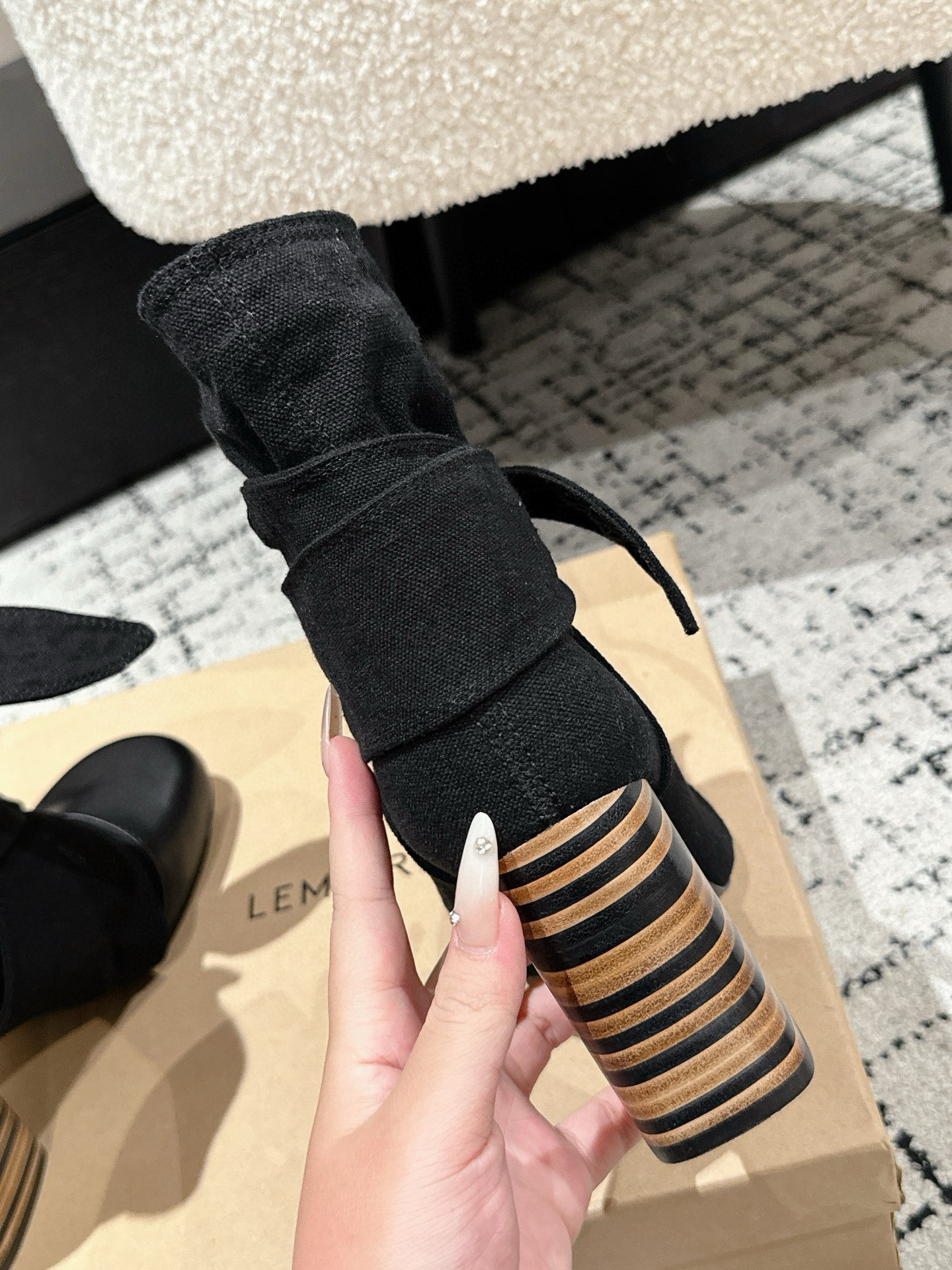 High-Quality Casual Boots: Lemaire 25s Autumn/Winter Butterflies – Product Details and Sizing - 图片 7