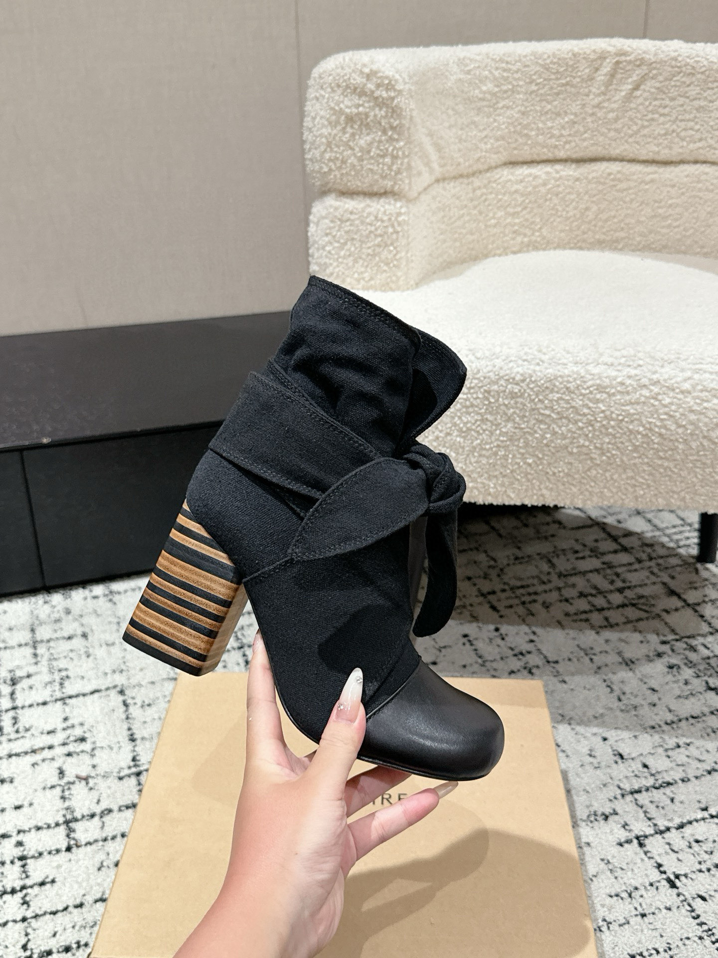 High-Quality Casual Boots: Lemaire 25s Autumn/Winter Butterflies – Product Details and Sizing - 图片 5