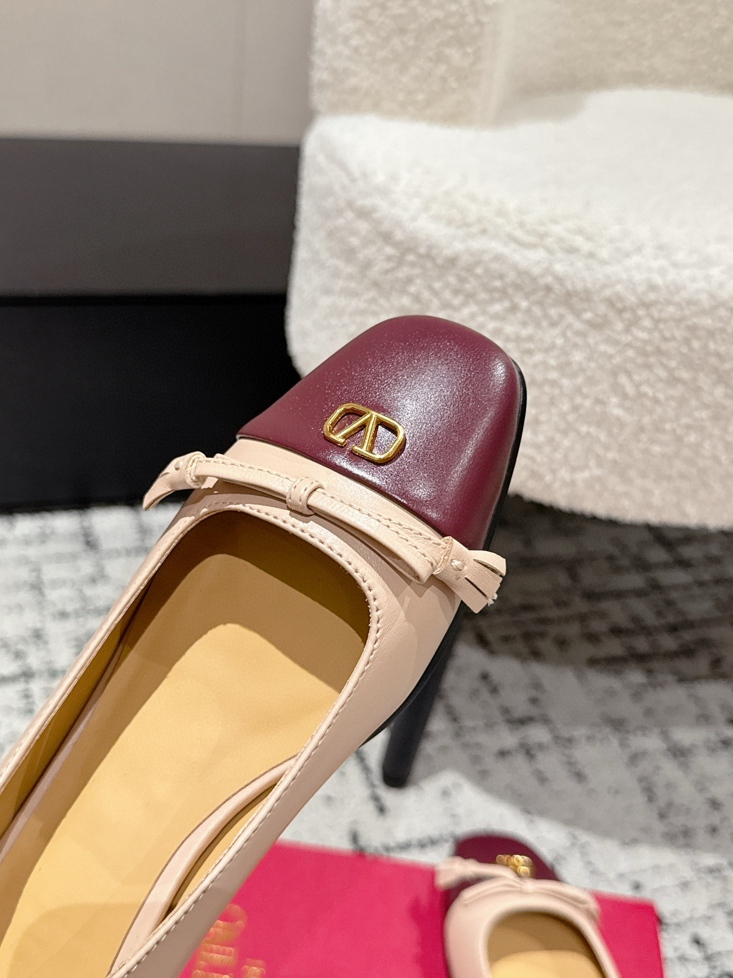 Valentino Butterfly Collapse Single Shoes: Autumn Winter New Collection - 图片 6