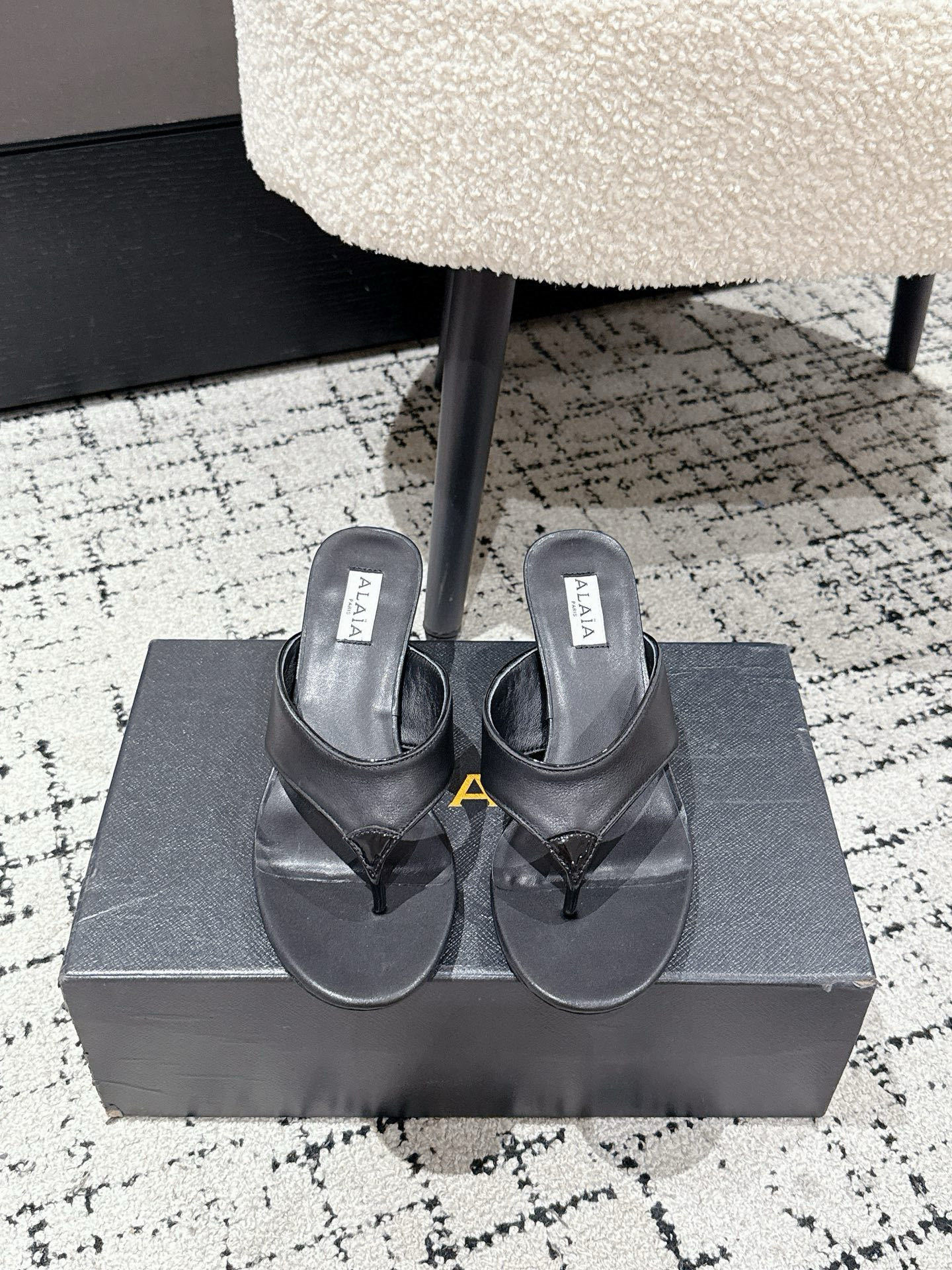 “648Alaia 25/Alea New Fall and Winter Luxury Shoes Collection with Unique Elegance and Versatile Style” - 图片 2