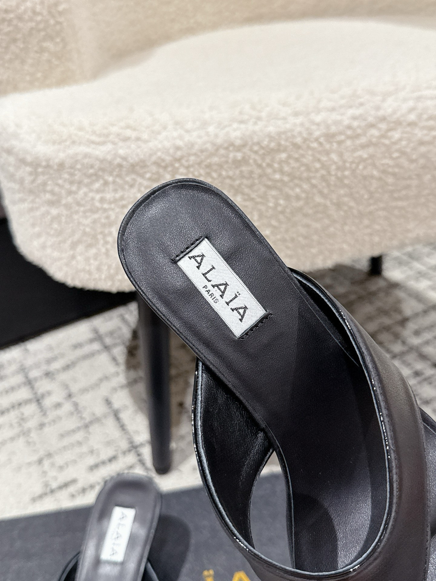 “648Alaia 25/Alea New Fall and Winter Luxury Shoes Collection with Unique Elegance and Versatile Style” - 图片 8