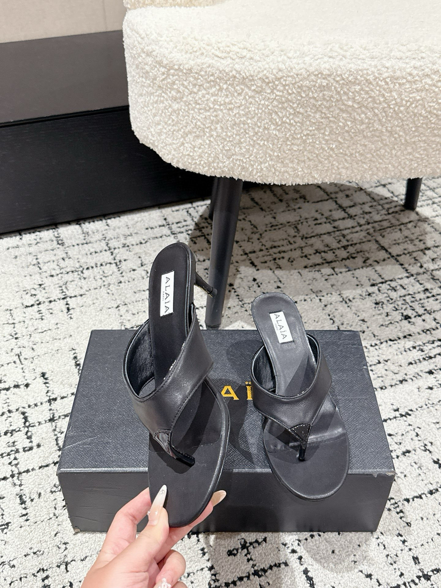 “648Alaia 25/Alea New Fall and Winter Luxury Shoes Collection with Unique Elegance and Versatile Style” - 图片 5