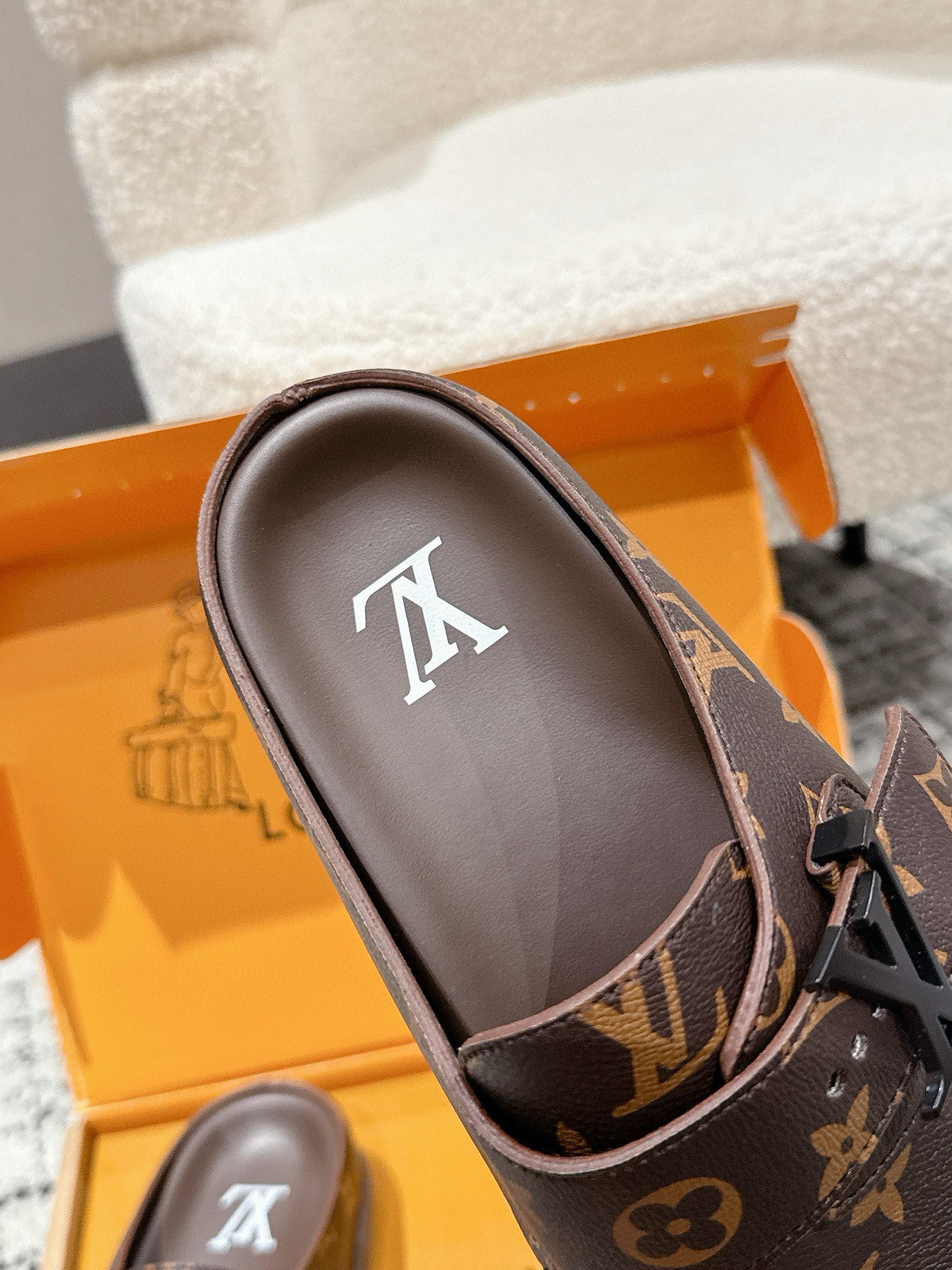 Louis Vuitton Easy Monogram Leather Sandals | Adjustable Strap & Comfort 8 i1755427903062 5047 0 6