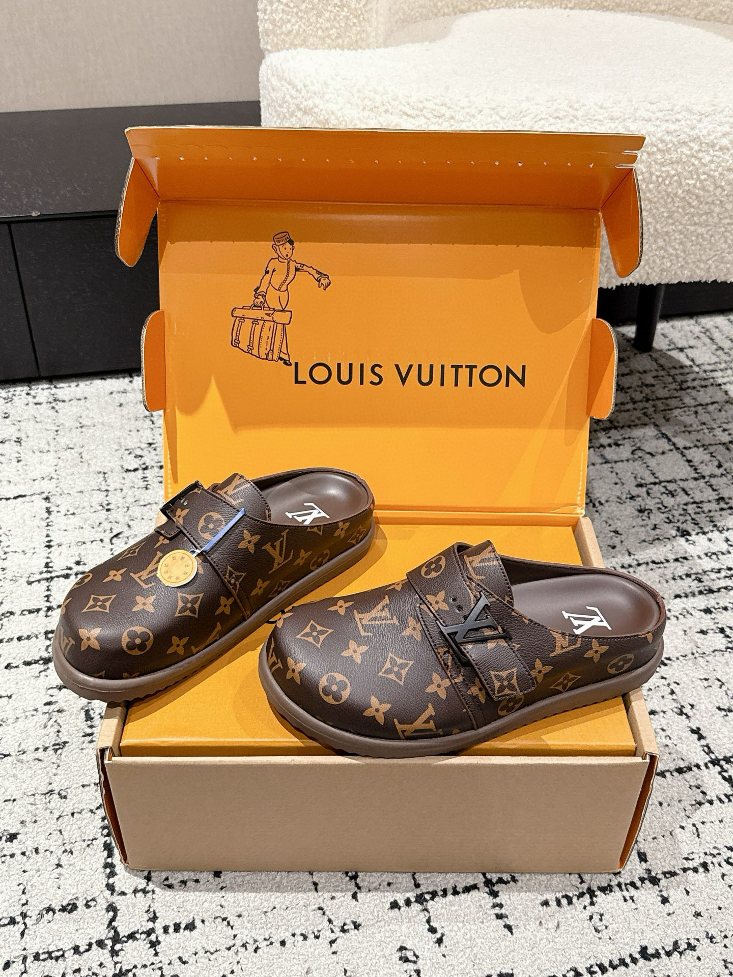 Louis Vuitton Easy Monogram Leather Sandals | Adjustable Strap & Comfort 4 i1755427903068 1011 0 2