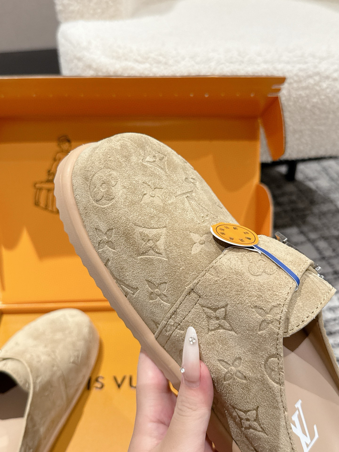Louis Vuitton Easy Monogram Leather Sandals - Stylish & Comfortable 7 i1755428159699 4383 0 5