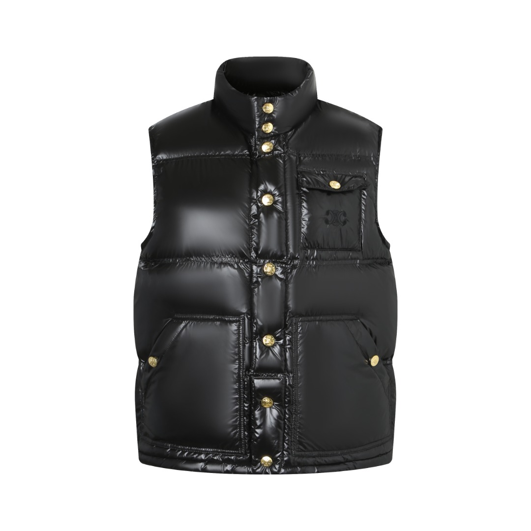 NO:536030,The fabric selection of Serene vest down jacket with dust bag. Both the fabric and lining are made of nylon, giving full play to its core advantages. It is known for its excellent wear resistance, with high strength and excellent durability. At the same time, the fabric is extremely light and has good elasticity to ensure freedom of movement. The nylon also has quick-drying characteristics and is easy to care for. The selection of materials consistent with the inside and the outside achieves strong protection and light body feel from the inside to the outside. This product cleverly combines the two exquisite craftsmanship of quilting and three-dimensional embroidery. Quilting not only gives the clothes a unique geometric beauty, but its core function is to closely fit the inner and outer layers and fix the filler, thereby enhancing warmth, avoiding bloating, and improving the stability of the overall structure, making the style more crisp. The embroidery logo with exquisite details is leaping on it with three-dimensional stitches. Compared with ordinary printing, the embroidery logo is more advanced in texture and durability. Repeated washing and friction are not easy to fade or crack, which significantly enhances the brand's recognition and the treasure value of the single product. The combination of the two achieves the perfect unity of aesthetics and practicality. High-quality filler uses 90 selected white duck down filling, weighing up to 170g, ensuring fast fluffy, light and warmth. Auxiliary materials are one-to-one with three-standards, one-to-one with custom buttons, down jacket, alexander wang19860909配防尘袋瑟琳背心羽绒服面料选择 面料与衬里均采用锦纶,充分发挥其核心优势.它以其卓越的耐磨性著称,强度高,耐久度极佳.同时面料极其轻便,并具备良好弹性,保障活动自如.锦纶还具有速干特性,易于打理.里外如一的选材,实现了从内到外的强韧防护与轻盈体感.工艺 本品巧妙融合绗缝与立体绣花两大精致工艺.绗缝不仅赋予衣物独特的几何美感,其核心功能更在于将内外层紧密贴合,固定填充物,从而增强保暖性、避免臃肿,并提升整体结构的稳定性,使版型更挺括.细节精致的绣花徽标以立体针脚跃然其上.相较于普通印刷,绣花徽标更具高级质感与耐久度,反复洗涤摩擦亦不易褪色或开裂,显著提升了品牌的辨识度与单品的珍藏价值.二者结合,共同实现了美观性与实用性的完美统一  高品质填充物 采用90精选白鸭绒填充,克重达170g,确保蓬松回弹快,轻盈且保暖. 辅料一比一定制三标  一比一定制纽扣,,down jacket,alexander wang,Women's clothing