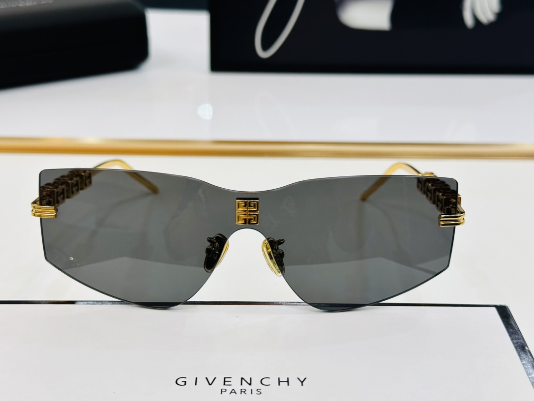 Givench*纪凡家GV40043USize138口0-145原单细节做工精细h太阳镜