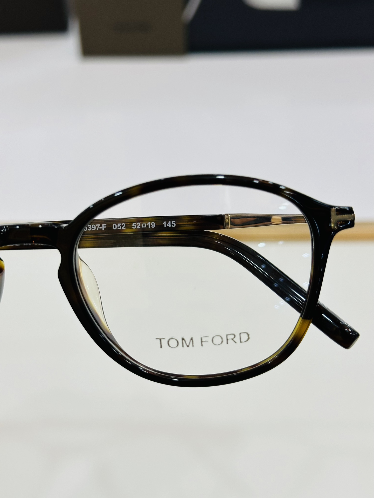 TOMFOR*汤姆家TF5397-FSize52口19-145板材框配光架