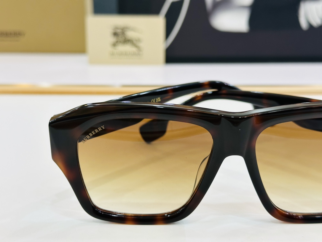 高品质BURBERR*巴家BE6005Size56口16-145女款太阳眼镜[得意]L高品质特色镜腿