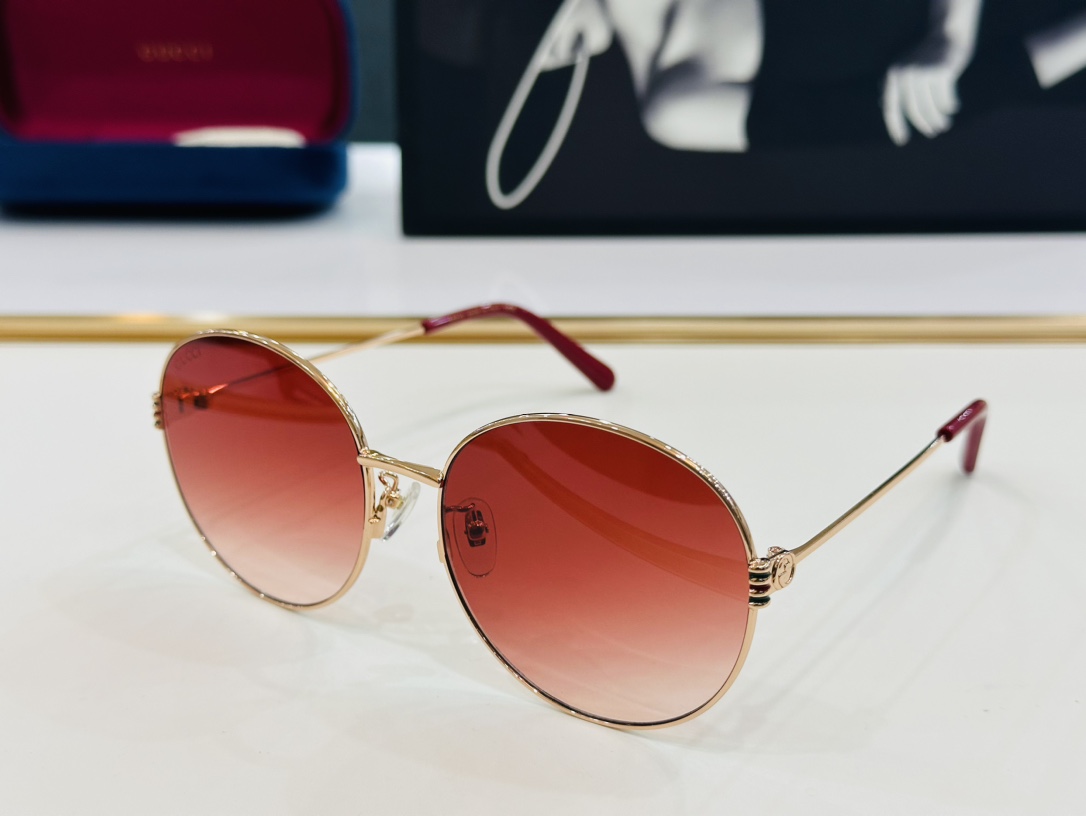 GUCC* 古家 GG1280 🐝🐝系列 Size：53口22-145   🍁🍁 D超绝品质太阳镜 。