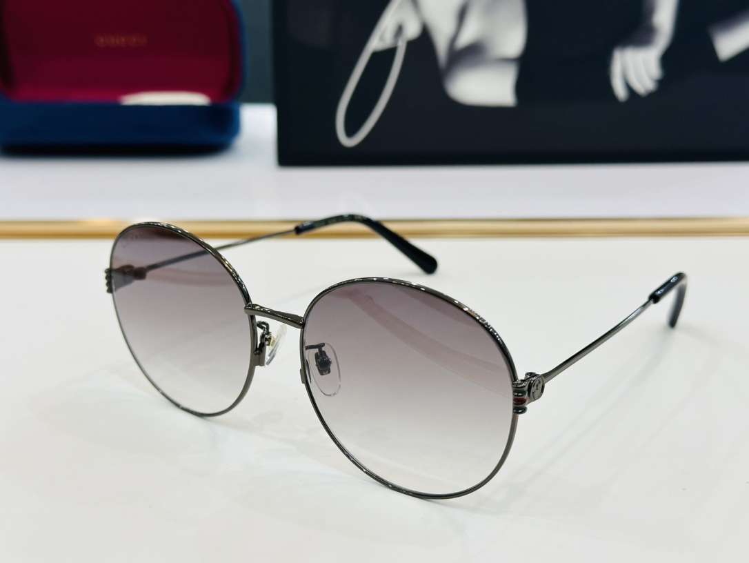 GUCC* 古家 GG1280 🐝🐝系列 Size：53口22-145   🍁🍁 D超绝品质太阳镜 。