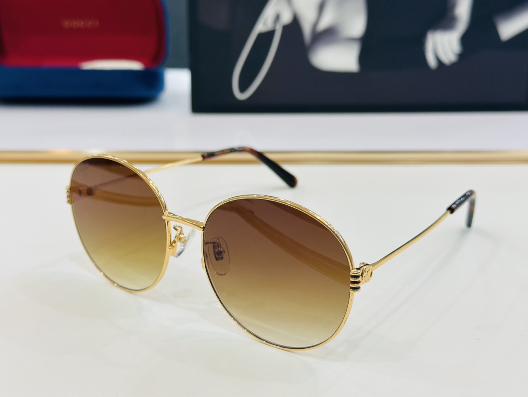 GUCC* 古家 GG1280 🐝🐝系列 Size：53口22-145   🍁🍁 D超绝品质太阳镜 。