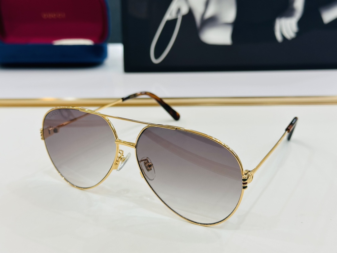 GUCC* 古家 GG1281 🐝🐝系列 Size：62口17-145   🍁🍁 D超绝品质太阳镜 。