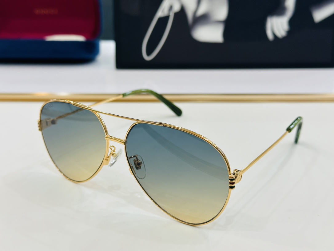 GUCC* 古家 GG1281 🐝🐝系列 Size：62口17-145   🍁🍁 D超绝品质太阳镜 。