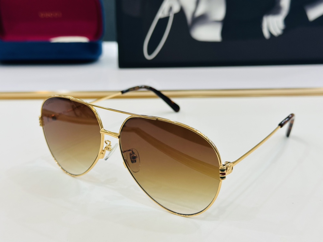 GUCC* 古家 GG1281 🐝🐝系列 Size：62口17-145   🍁🍁 D超绝品质太阳镜 。