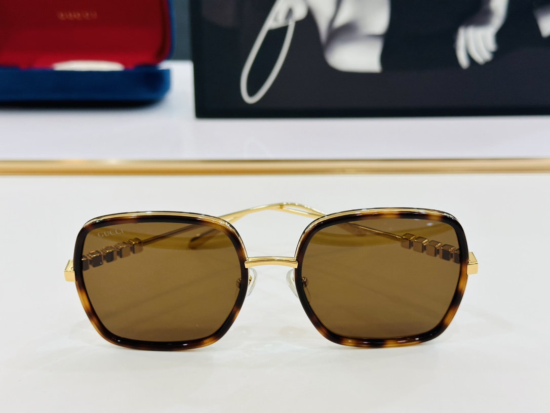 GUCC* 古家 GG1619   🐝🐝系列 Size：58口20-145  🍁🍁 K超绝品质太阳镜 。