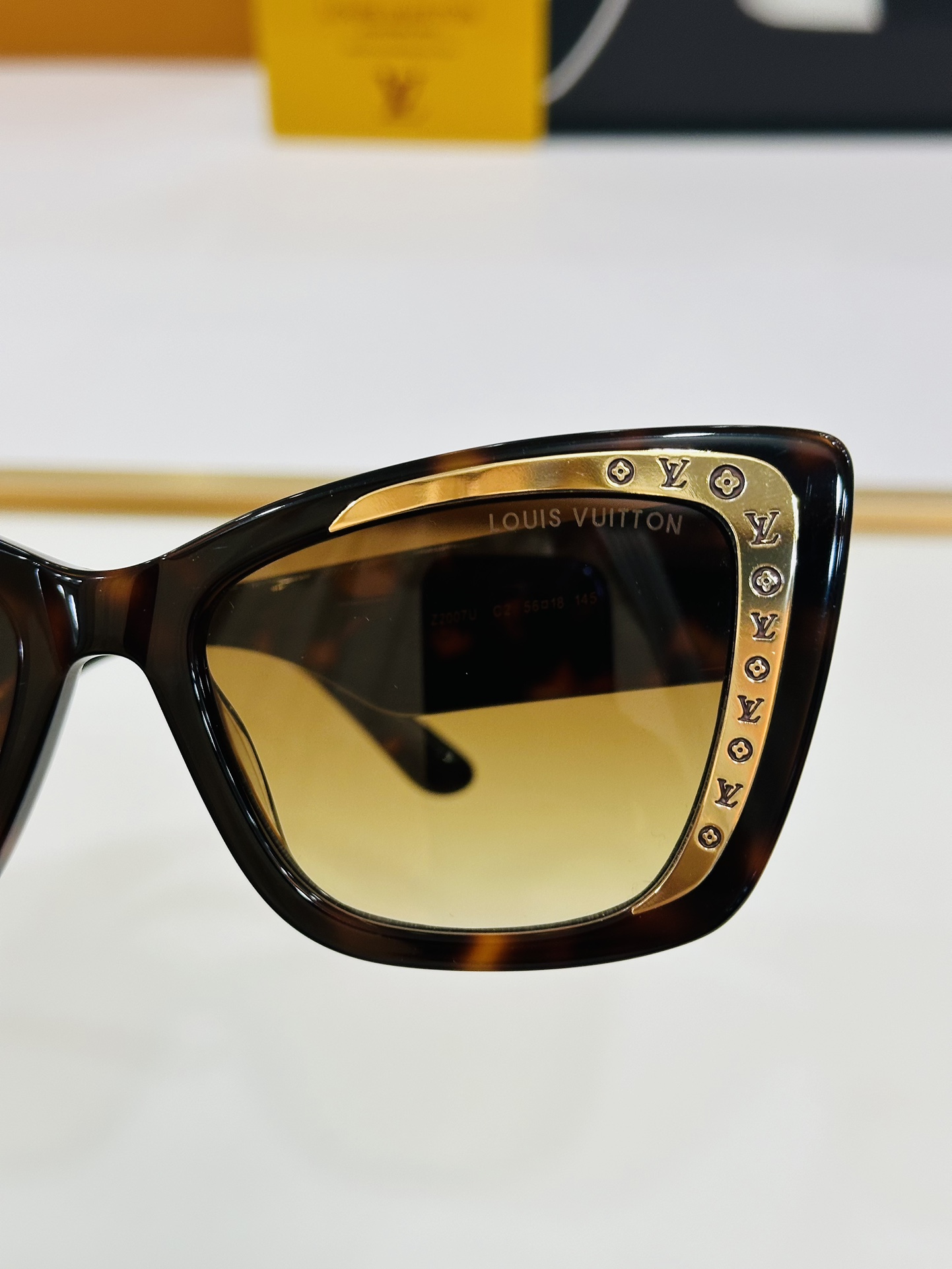 路易家 🎩Z2007U Size：56口18-145 充满活力的 展现独特个性🌟展现大气的你 J高品质 