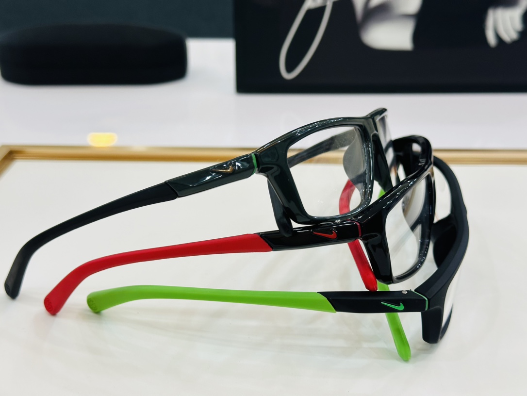 NIKE 7085 Size: 55 13-145 men — Glasses-y sports and leisure, light shelf - 图片 7