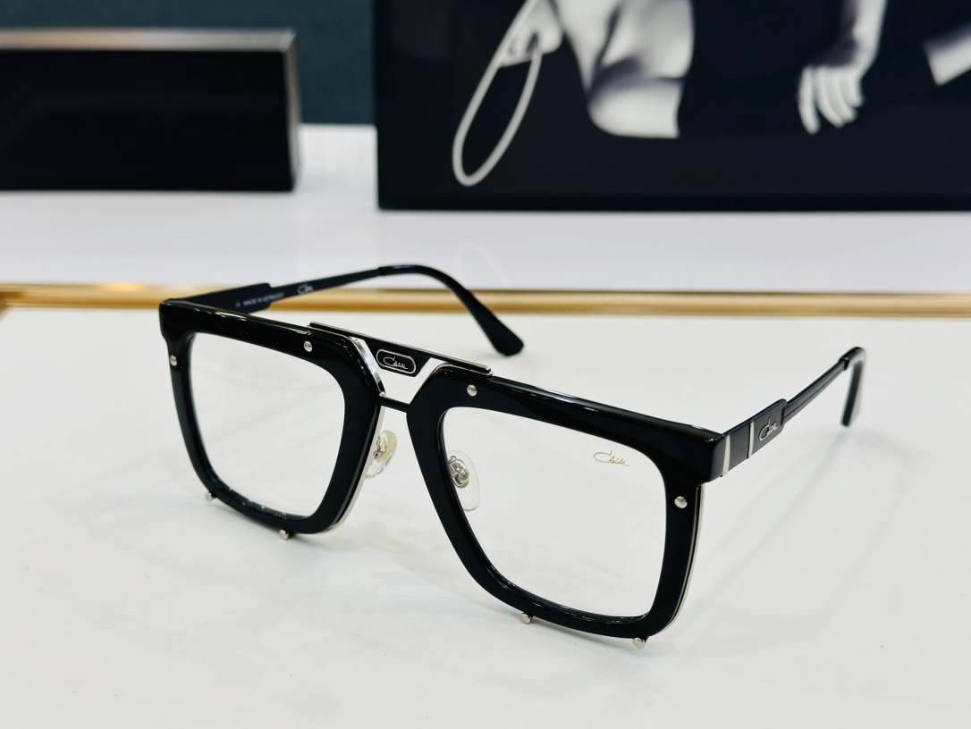 NO:266782,Cagar new CAZAL Model:MOD648Size: 56-mouth 25-145 bold combination of curves and straight lines, carefully crafted C perfect quality texture full mark glasses sunglasses sunglasses, glasses19860909卡加尔 new CAZAL Model:MOD648Size: 56口25-145曲线和直线大胆组合,精心制作 C完美品质 质感满分 眼镜墨镜太阳镜,眼镜,glasses