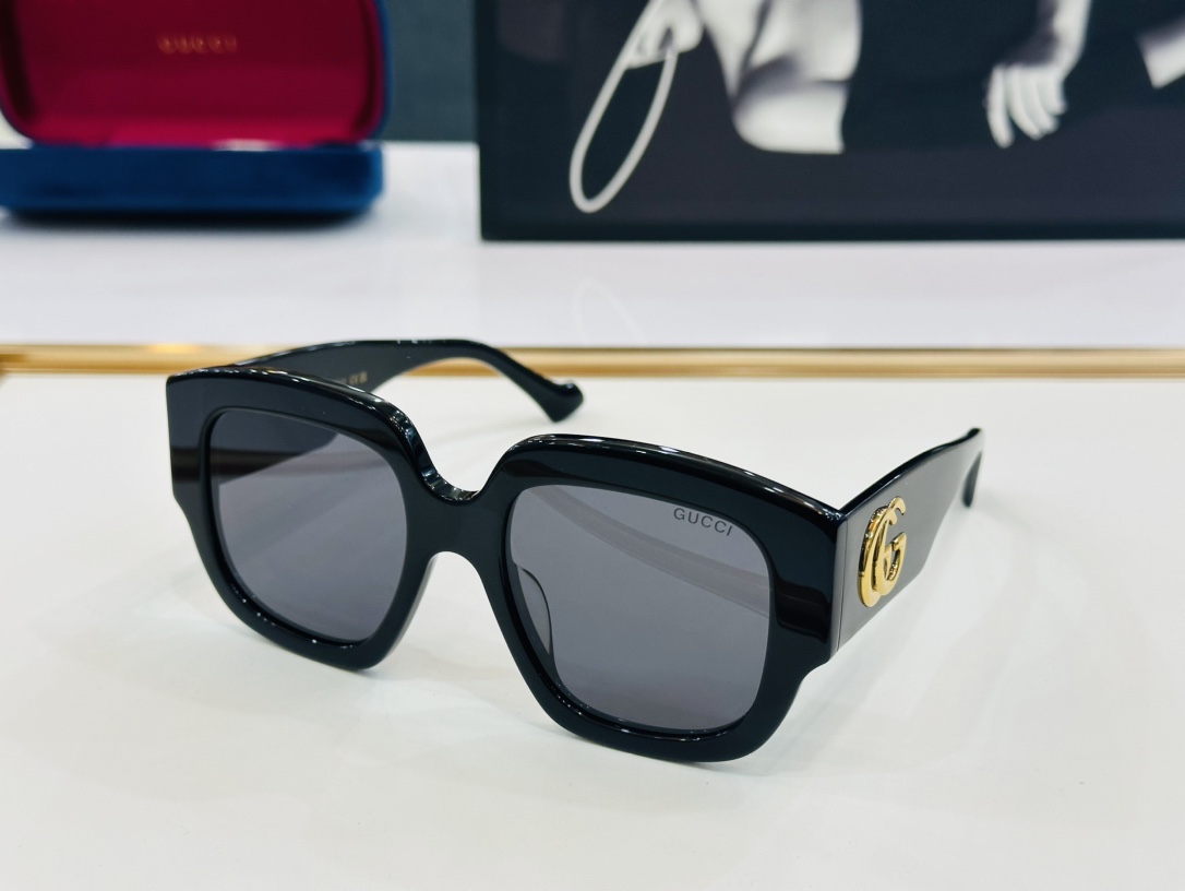 NO:267186,GUCC* Gujia GG1546S series Size52 port 20-145 G super quality sunglasses Glasses sunglasses, glasses, gucci, gucci19860909GUCC* 古家 GG1546S 系列 Size52口20-145 G超绝品质太阳镜 眼镜墨镜太阳镜,眼镜,gucci,gucci,glasses