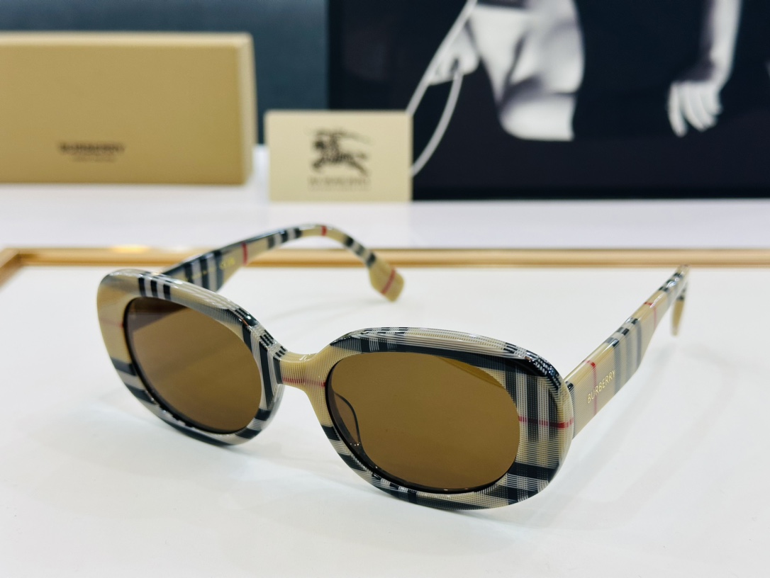 高品质BURBERR*巴家BE4339Size54口19-145女款太阳眼镜[得意[愉快]D意大利进口材