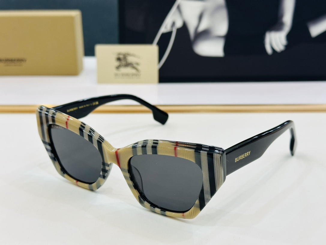 高品质BURBERR*巴家BE4299Size53口20-145女款太阳眼镜[得意[愉快]bm意大利进口