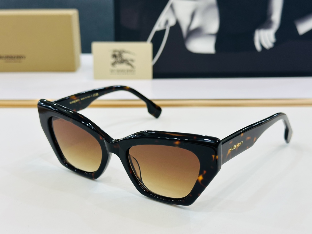 高品质BURBERR*巴家BE4299Size53口20-145女款太阳眼镜[得意[愉快]bm意大利进口