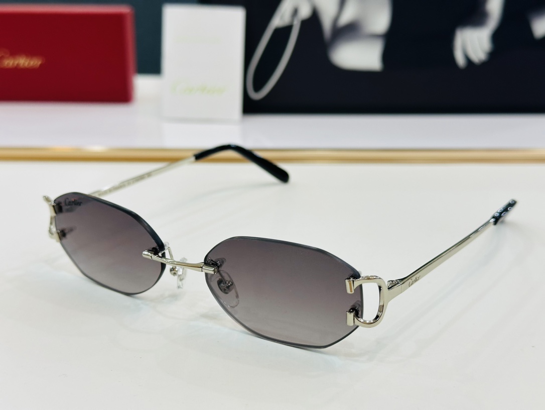 Cartier-卡家CT0029Size58口19-145时尚休闲qd太阳镜