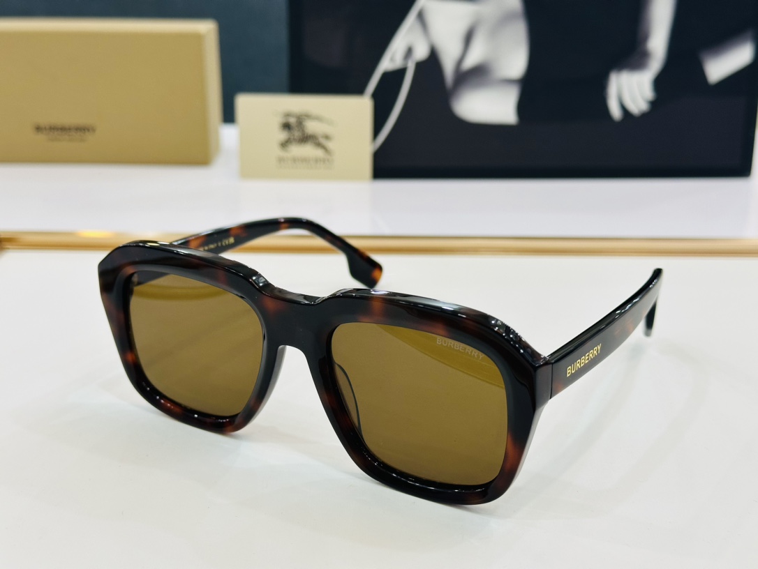 高品质BURBERR*巴家BE4350Size55口21-145女款太阳眼镜[得意]X高品质特色镜腿