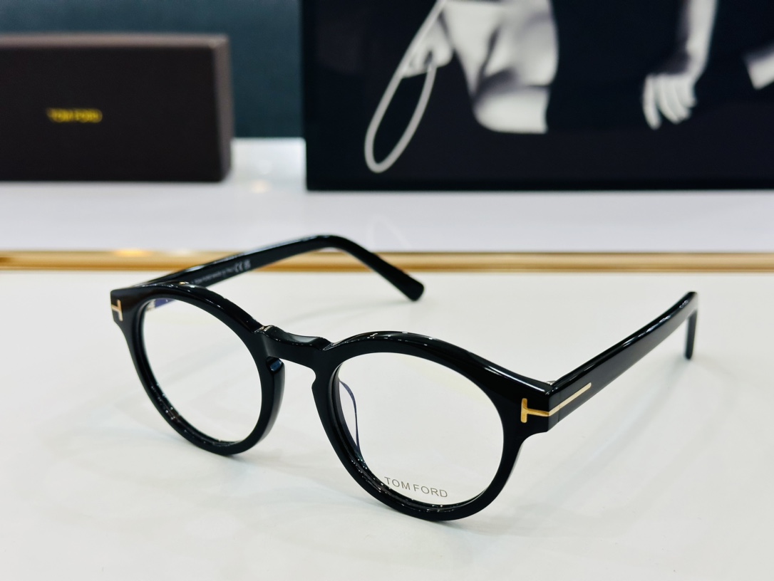 款TOMFORD汤姆家MODEL:FT5887size49口21-145L时尚潮流板材框