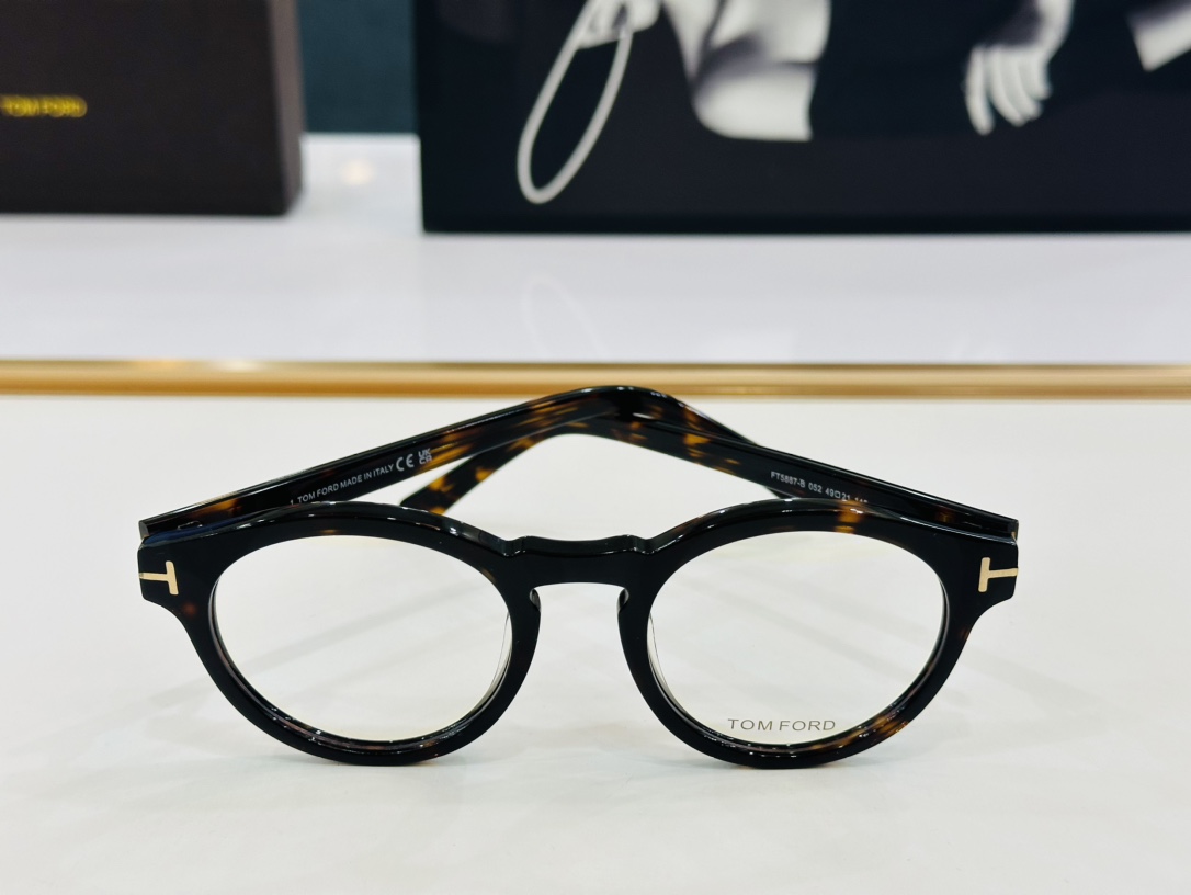 款TOMFORD汤姆家MODEL:FT5887size49口21-145L时尚潮流板材框