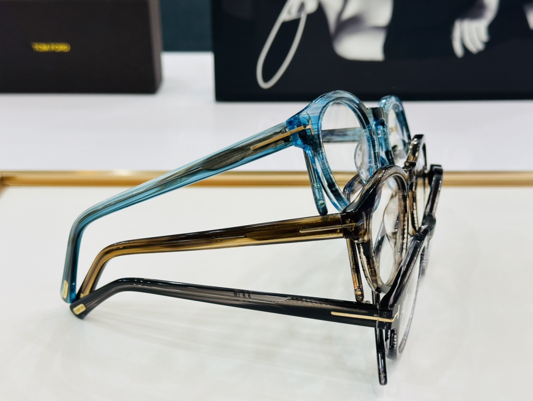 款TOMFORD汤姆家MODEL:FT5887size49口21-145L时尚潮流板材框