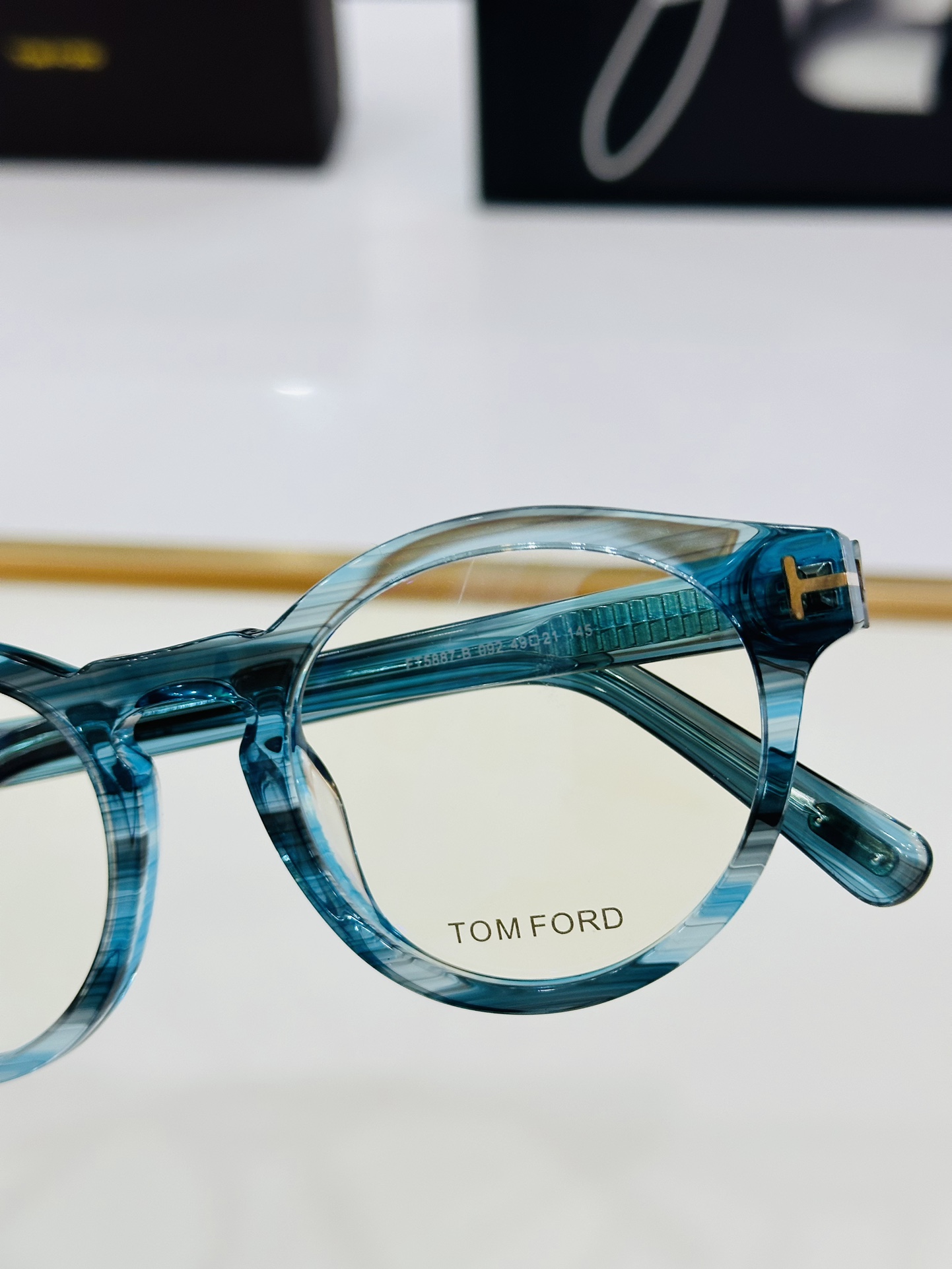 款TOMFORD汤姆家MODEL:FT5887size49口21-145L时尚潮流板材框
