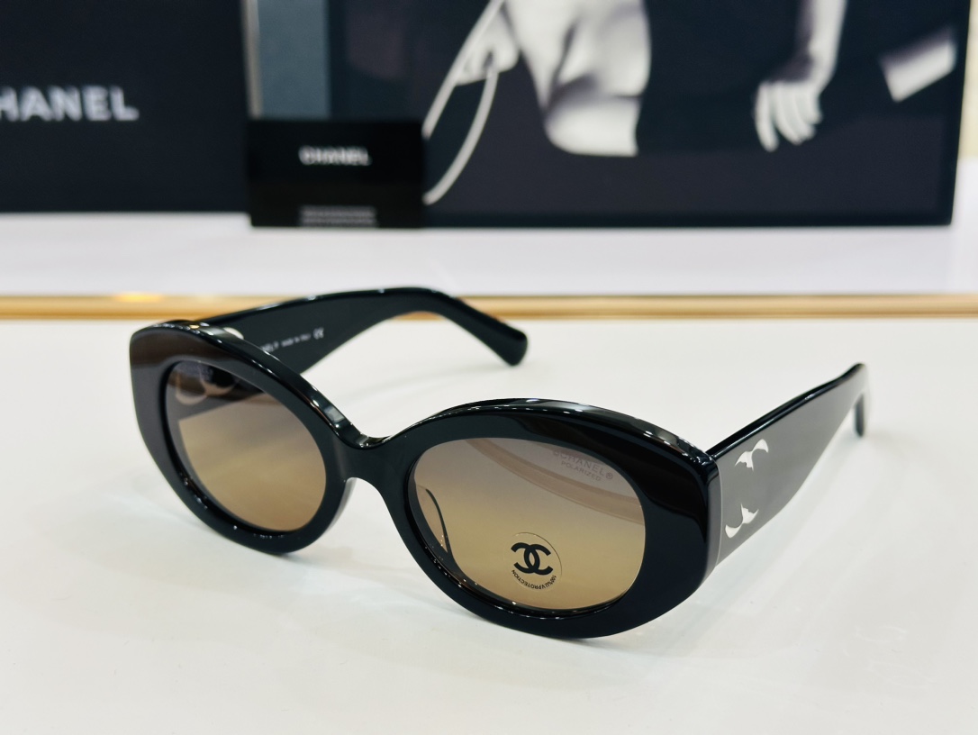 CHANE*/香家MODEL:CH5528Size53口20-145完美品质独特设计F适合各种脸型太阳镜