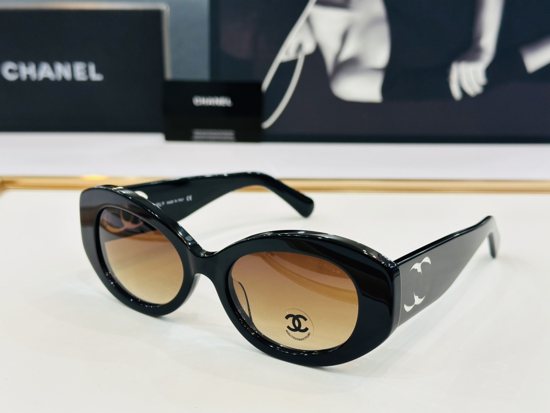 CHANE*/香家MODEL:CH5528Size53口20-145完美品质独特设计F适合各种脸型太阳镜