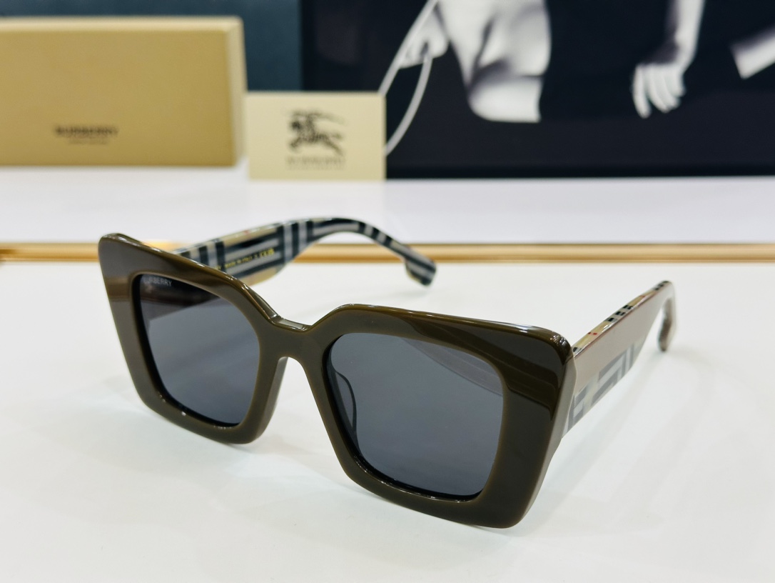 高品质BURBERR*巴家BE6008Size53口21-145女款太阳眼镜[得意]XL高品质特色镜腿