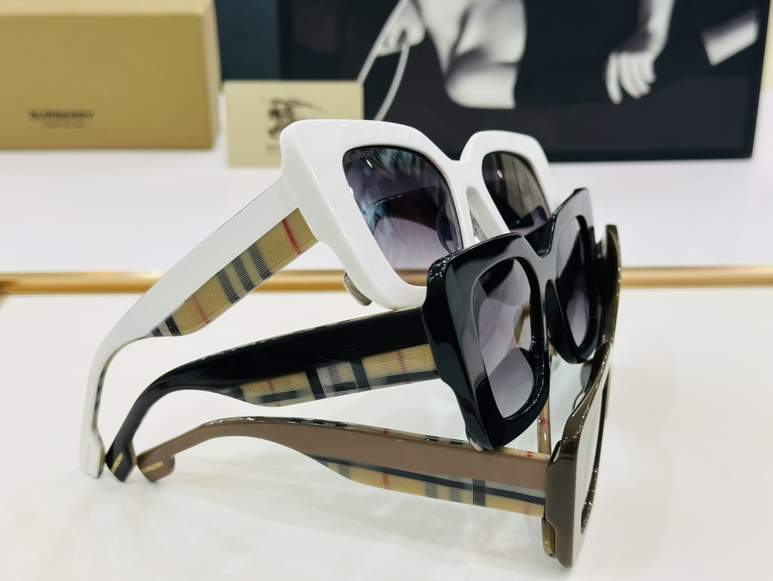 高品质BURBERR*巴家BE6008Size53口21-145女款太阳眼镜[得意]XL高品质特色镜腿