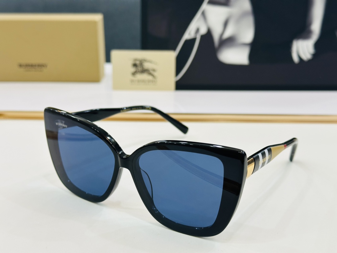 高品质BURBERR*巴家BE6010Size66口11-145女款太阳眼镜[得意[愉快]K意大利进口材